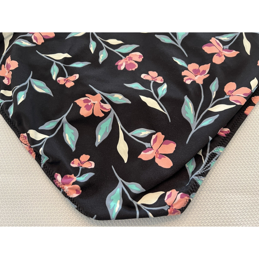 LANDS END SZ 16 Black Floral EUC‎ Beach Summer Vacation Pool Luxury V Neck Boat - Picture 2 of 9